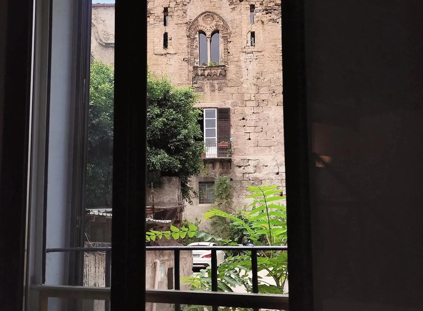 Casa Ferula - Cortile Kemonia Apartment Palermo 0*,  Italy